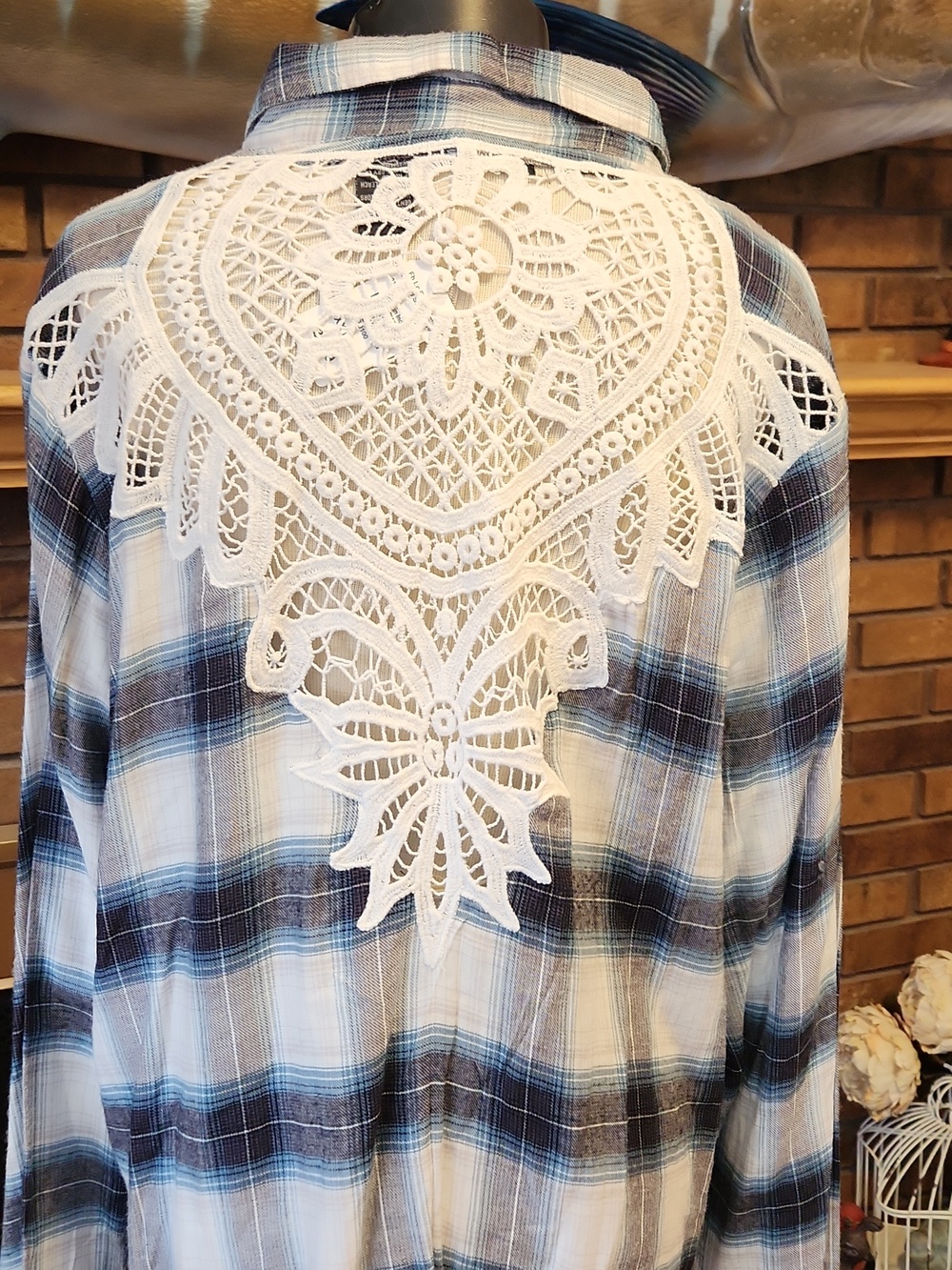 Frazzle NWT Lightweight Flannel With Lace Accents Blue Plaid Size XXL Soft Cozy